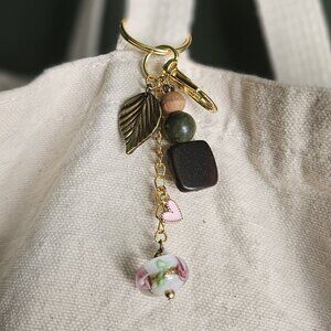 Vintage Floral Beaded Keychain with Gold Leaf Charm Bag